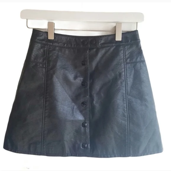 H&M Skirts Hm Aline Faux Leather Snap Button Mini Skirt Size